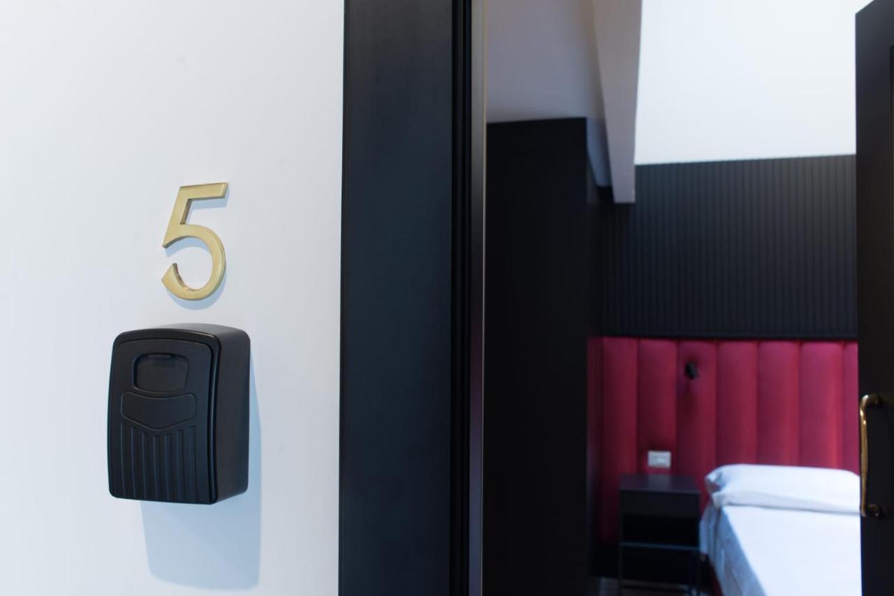 Fida Rooms 那不勒斯 外观 照片