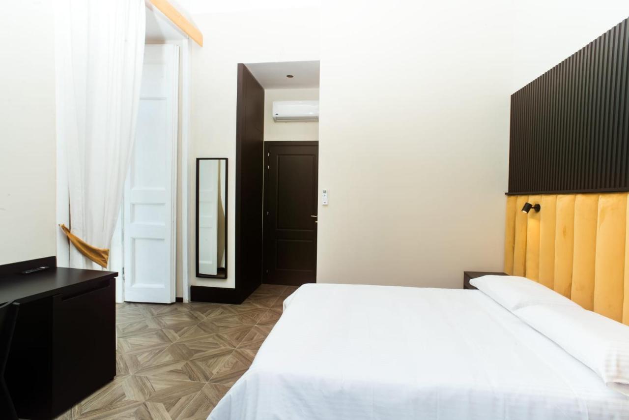 Fida Rooms 那不勒斯 外观 照片