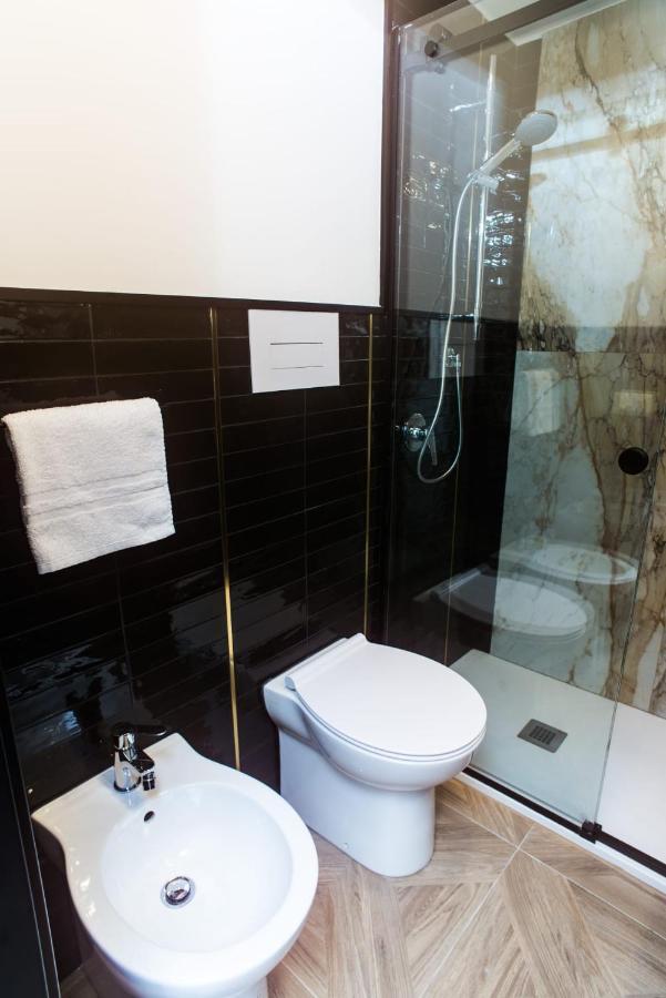 Fida Rooms 那不勒斯 外观 照片