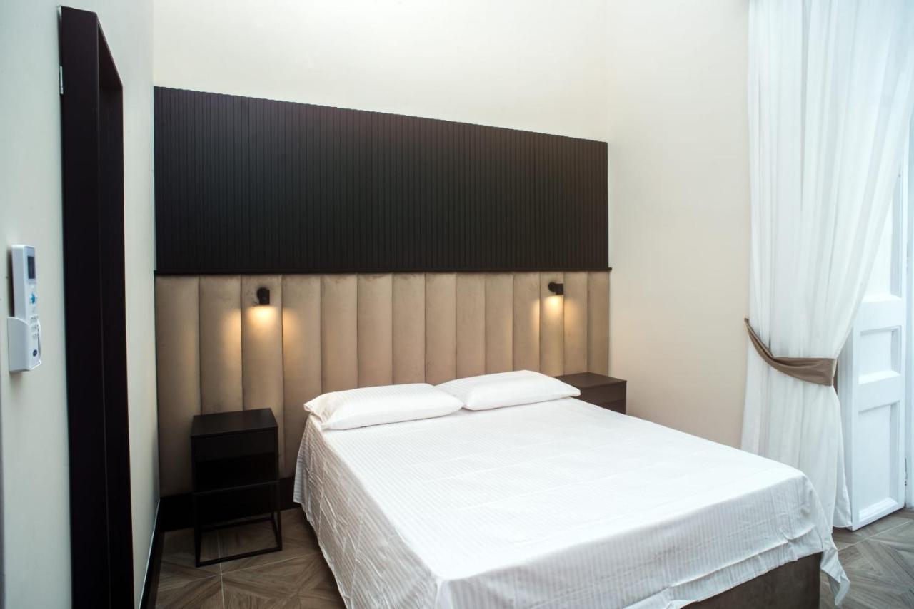 Fida Rooms 那不勒斯 外观 照片