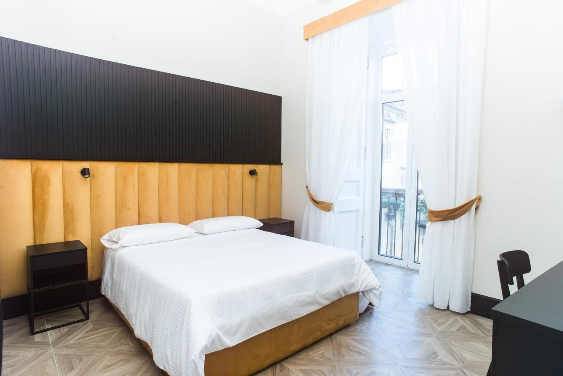 Fida Rooms 那不勒斯 外观 照片
